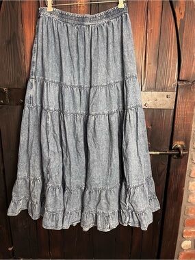 American Eagle Outfitters Tiered Denim Maxi Skirt - Light Blue